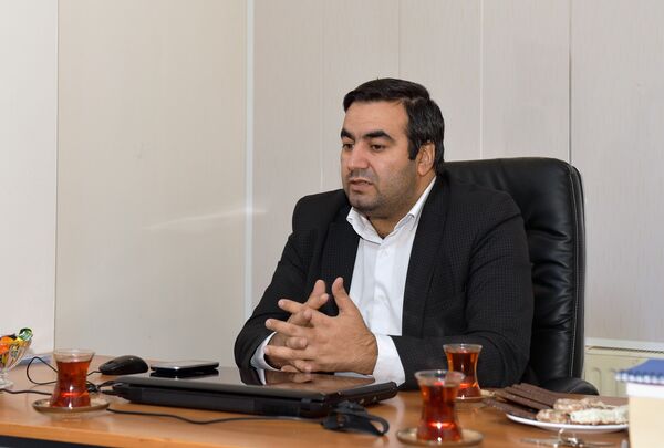 Tariyel Faziloğlu,Humel psixoloqiya mərkəzinin direktoru Tariyel Faziloğlu,Humel psixoloqiya mərkəzinin direktoru - Sputnik Azərbaycan