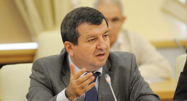 Toğrul İsmayıl, politoloq Toğrul İsmayıl, politoloq - Sputnik Azərbaycan