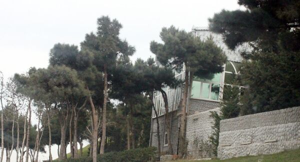 Bakıda məşhur çöpçünün evi Bakıda məşhur çöpçünün evi - Sputnik Azərbaycan