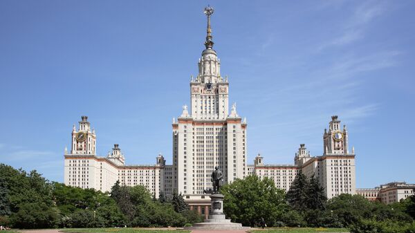 Главное здание МГУ имени М.В. Ломоносова - Sputnik Азербайджан