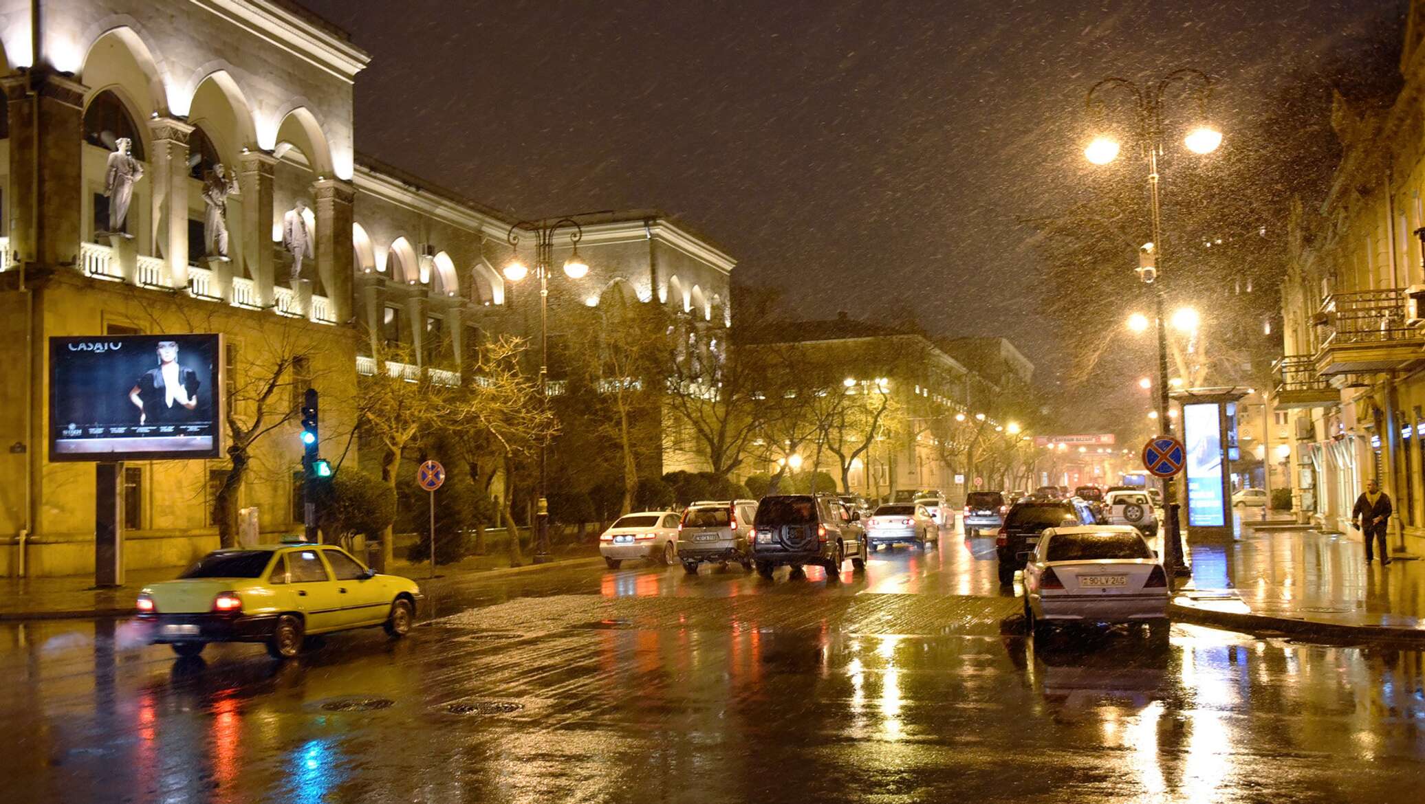 Прогноз погоды в азербайджане. Баку климат. Дождь в Баку летом. Баку зимой. Погода в Баку сейчас.