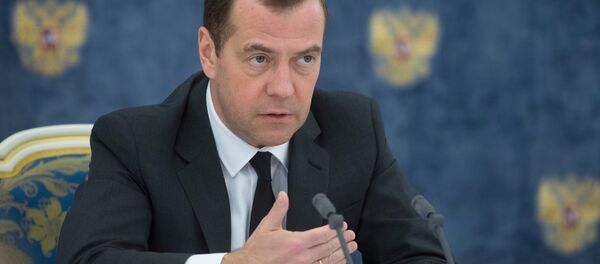 Премьер-министр РФ Дмитрий Медведев Премьер-министр РФ Дмитрий Медведев - Sputnik Азербайджан