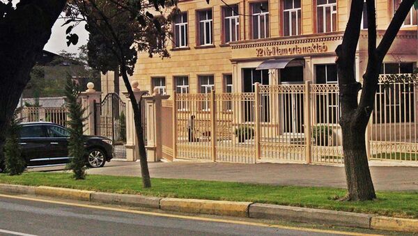 Средняя школа в Баку. Архивное фото - Sputnik Азербайджан