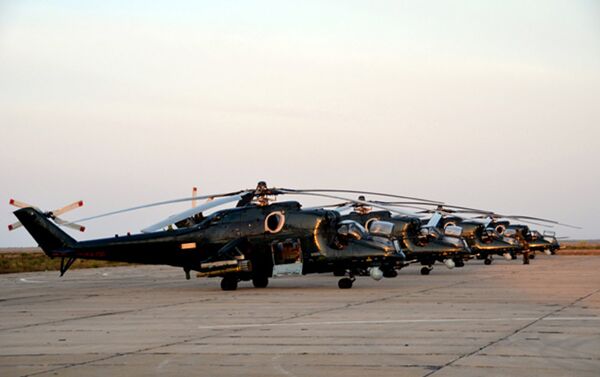 Вертолеты Военно-воздушных сил Азербайджана - Sputnik Азербайджан