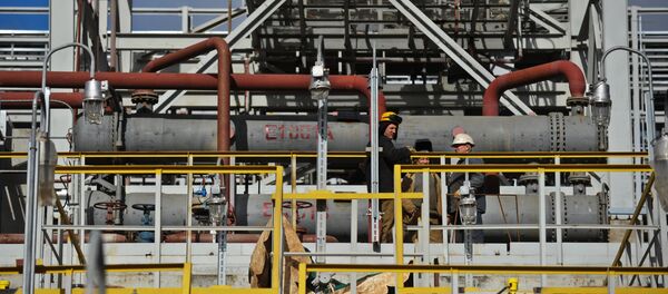 Нефтеперерабатывающий комплекс. Архивное фото - Sputnik Азербайджан