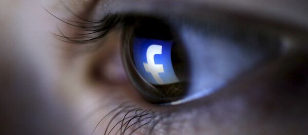 Пользователь Facebook Пользователь Facebook - Sputnik Азербайджан