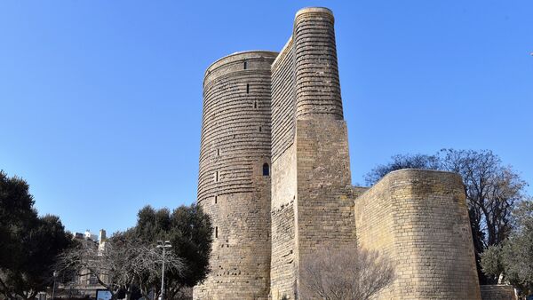 Девичья башня (Гыз Галасы) – символ Баку - Sputnik Azərbaycan