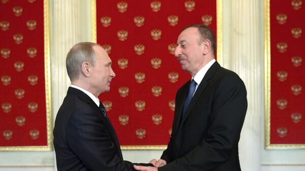 Президент Российской Федерации Владимир Путин (слева) и президент Азербайджанской Республики Ильхам Алиев - Sputnik Azərbaycan