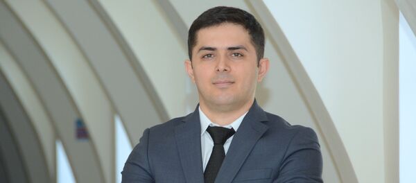 Фариз Гулиев, преподаватель Азербайджанского государственного экономического университета (UNEC) - Sputnik Азербайджан