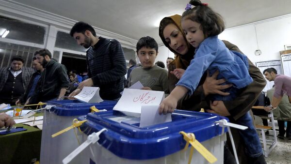 Голосование на парламентских выборах в Иране - Sputnik Азербайджан