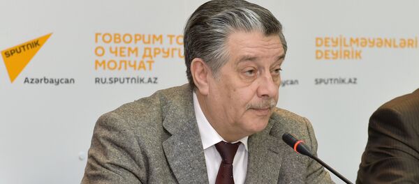 Михаил Забелин, председатель Русской общины Азербайджана, депутат Милли меджлиса (парламента) Азербайджана - Sputnik Азербайджан