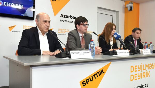 Politoloqlar, videokörpü - Sputnik Azərbaycan