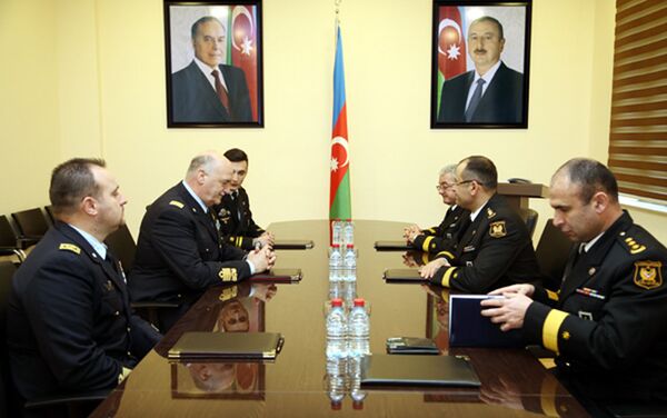 Делегация NATO, находящаяся с визитом в нашей стране, сегодня побывала на базе Военно-морских сил Азербайджана - Sputnik Азербайджан