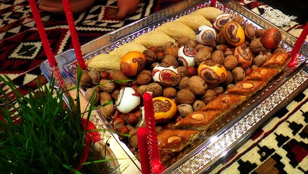 Рецепт азербайджанских сладостей к празднику Новруз - Sputnik Azərbaycan