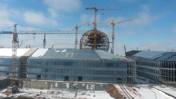 Темпы строительства в городе, кажутся такими, как и прежде - Sputnik Азербайджан