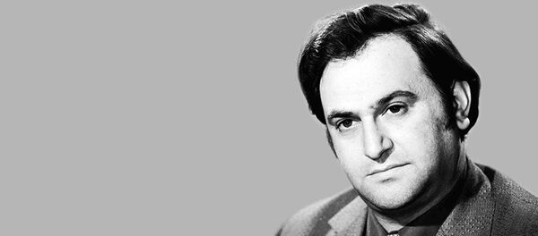 Семендер Рзаев, заслуженный артист Азербайджана, лауреат государственной премии Семендер Рзаев, заслуженный артист Азербайджана, лауреат государственной премии - Sputnik Азербайджан