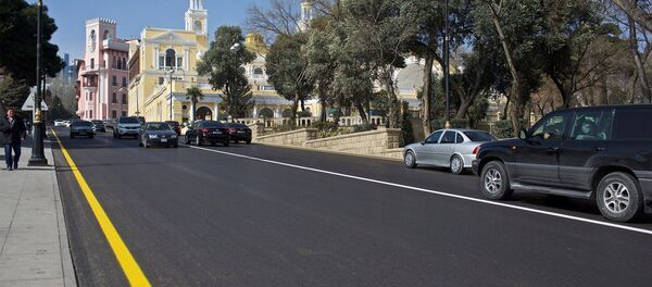 Асфальтное покрытие на трассе Baku City Circuit, Архивное фото - Sputnik Азербайджан