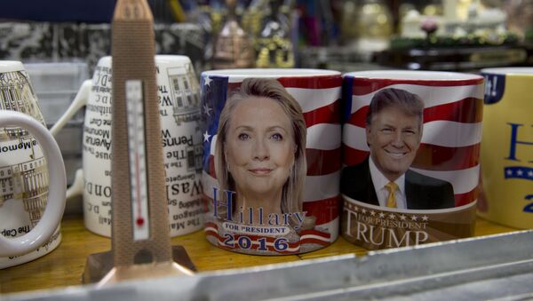 Кружки для кофе с изображениями Клинтона и Трампа - Sputnik Азербайджан