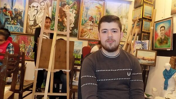 Молодой художник Джейхун Анверзаде - Sputnik Азербайджан