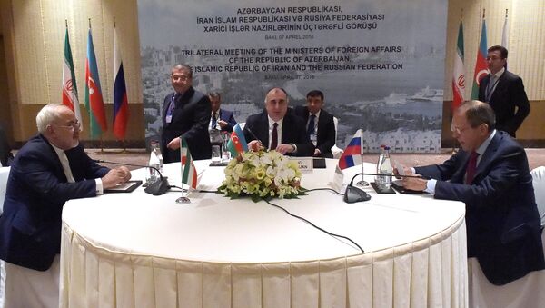 Трехсторонняя встреча министров иностранных дел России, Азербайджана и Ирана - Sputnik Азербайджан