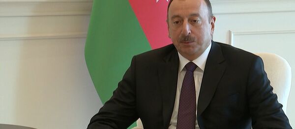 Спутник_Алиев поблагодарил Россию за восстановление перемирия в Нагорном Карабахе - Sputnik Азербайджан