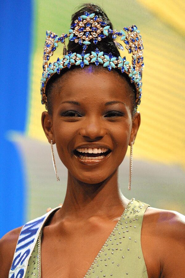 Агбани Дарего из Нигерии стала Мисс мира в 2001 году - Sputnik Азербайджан