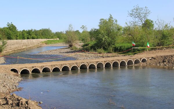 Положено начало строительству железнодорожного моста над рекой Астара - Sputnik Азербайджан