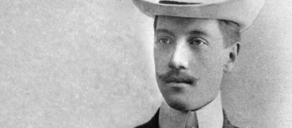 Русский поэт Николай Гумилев (1886-1921) Русский поэт Николай Гумилев (1886-1921) - Sputnik Азербайджан