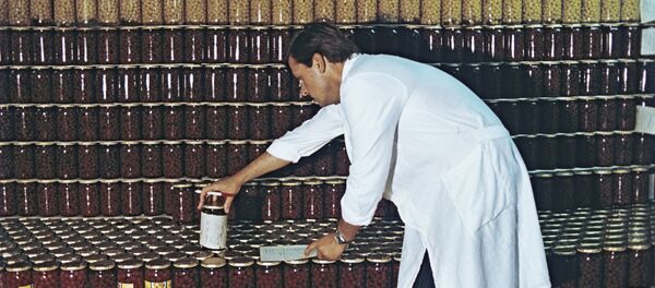 Готовая продукция аграрно-промышленного объединения. Архивное фото - Sputnik Азербайджан