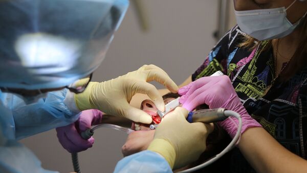 Работа клинической стоматологической поликлиники в Волгограде - Sputnik Azərbaycan