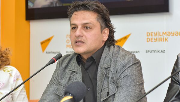 Гурбан Масимов, главный режиссер Азербайджанского государственного театра кукол - Sputnik Азербайджан