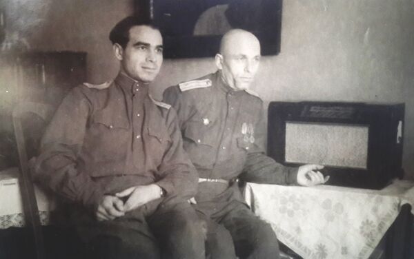 Джавадов, участвовавший при освобождении различных городов, к 16 декабря вместе со своей дивизией дошел до Берлина - Sputnik Азербайджан