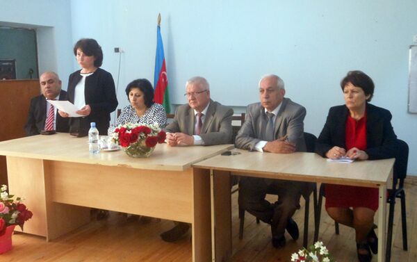 В азербайджанских школах проходит VIII Республиканская Олимпиада по русскому языку и литературе - Sputnik Азербайджан