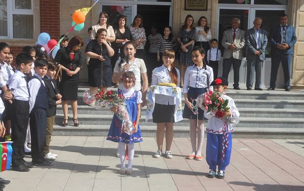 В городах Мингечевире и Уджаре прошла Олимпиада по русскому языку - Sputnik Азербайджан