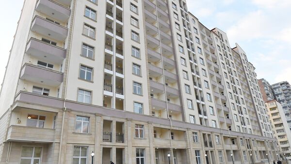 Дом, построенный в Наримановском районе столицы для инвалидов по зрению - Sputnik Азербайджан