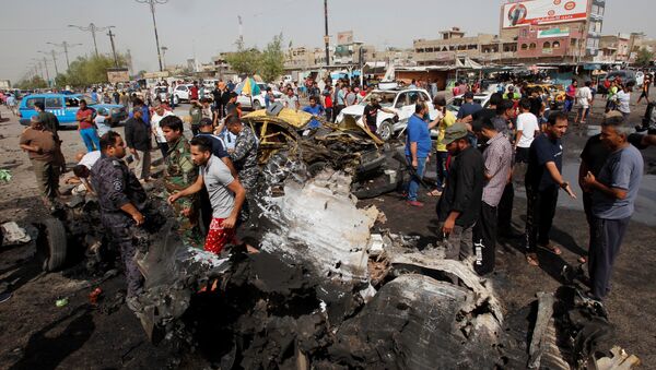 Один из взрывов прогремел в пригороде Багдада городе Ас-Садр - Sputnik Азербайджан