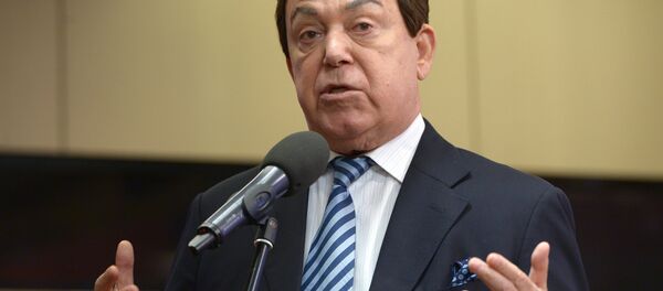 Певец, депутат Государственной Думы РФ Иосиф Кобзон Певец, депутат Государственной Думы РФ Иосиф Кобзон - Sputnik Азербайджан