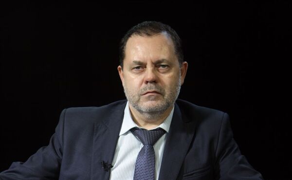 Григорий Трофимчук, первый вице-президент Центра моделирования стратегического развития Григорий Трофимчук, первый вице-президент Центра моделирования стратегического развития - Sputnik Азербайджан