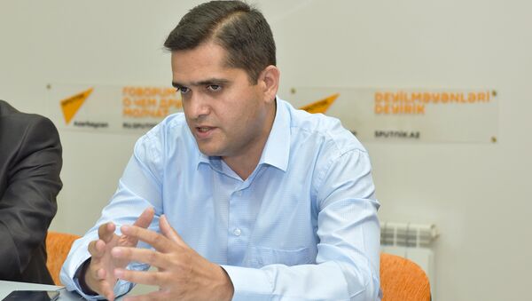 Эльхан Шахиноглу, политолог, руководитель аналитического центра Атлас - Sputnik Азербайджан