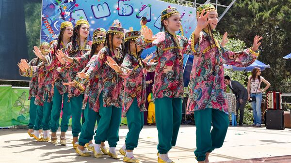 Татарский праздник Сабантуй 2016 в Баку - Sputnik Azərbaycan