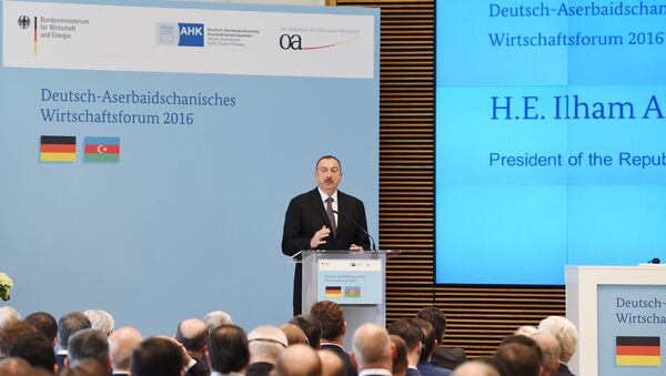 Президент Ильхам Алиев выступил на Экономическом форуме Азербайджан-Германия - Sputnik Азербайджан