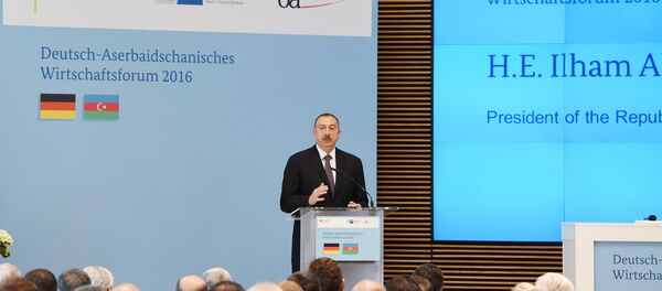Президент Ильхам Алиев выступил на Экономическом форуме Азербайджан-Германия - Sputnik Азербайджан