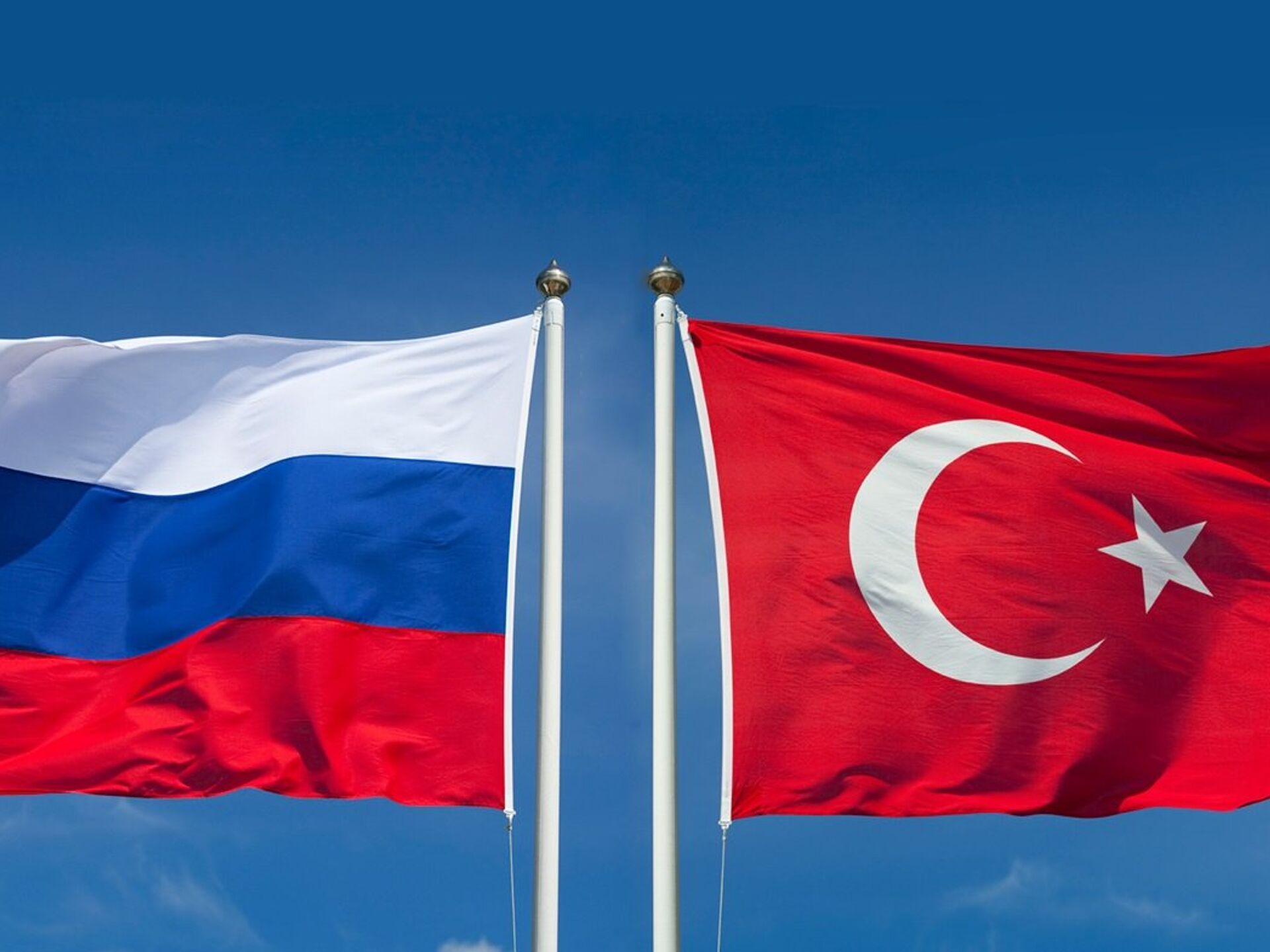 Турция на стороне россии. Российско турецкий флаг. Russia turciya флаг. Флаг русско Турции. Флаг России и флаг Турции.