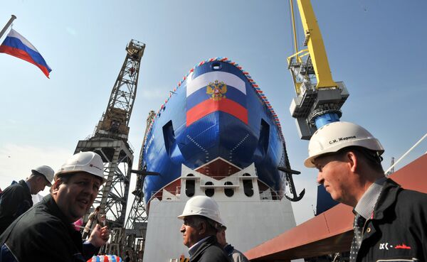 Спуск на воду головного атомного ледокола проекта Арктика в Санкт-Петербурге Спуск на воду головного атомного ледокола проекта Арктика в Санкт-Петербурге - Sputnik Азербайджан