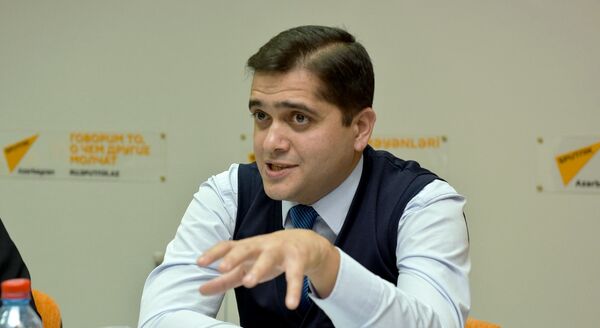 Elxan Şahinoğlu, politoloq Elxan Şahinoğlu, politoloq - Sputnik Azərbaycan