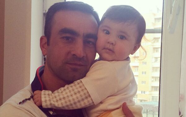 Самид особенно радовался рождению сына - Sputnik Азербайджан