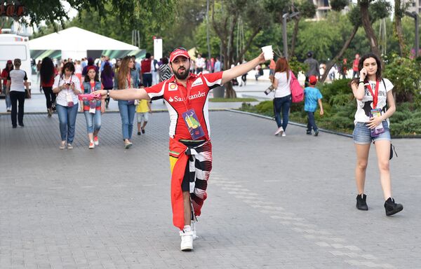 Всплеск эмоций на Гран-При Формулы-1 в Баку - Sputnik Азербайджан