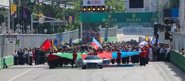 Всплеск эмоций на Гран-При Формулы-1 в Баку Всплеск эмоций на Гран-При Формулы-1 в Баку - Sputnik Азербайджан