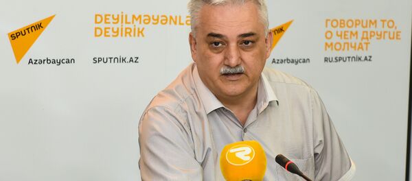 Фуад Ализаде, экономист - Sputnik Азербайджан