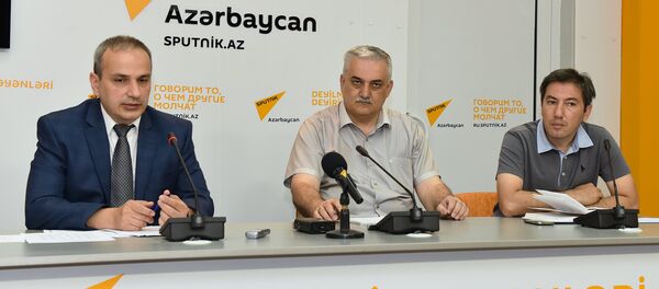 Круглый стол в Международном пресс-центре Sputnik Азербайджан, посвященный решению Центрального банка АР о начале проведения депозитных аукционов по привлечению средств - Sputnik Азербайджан